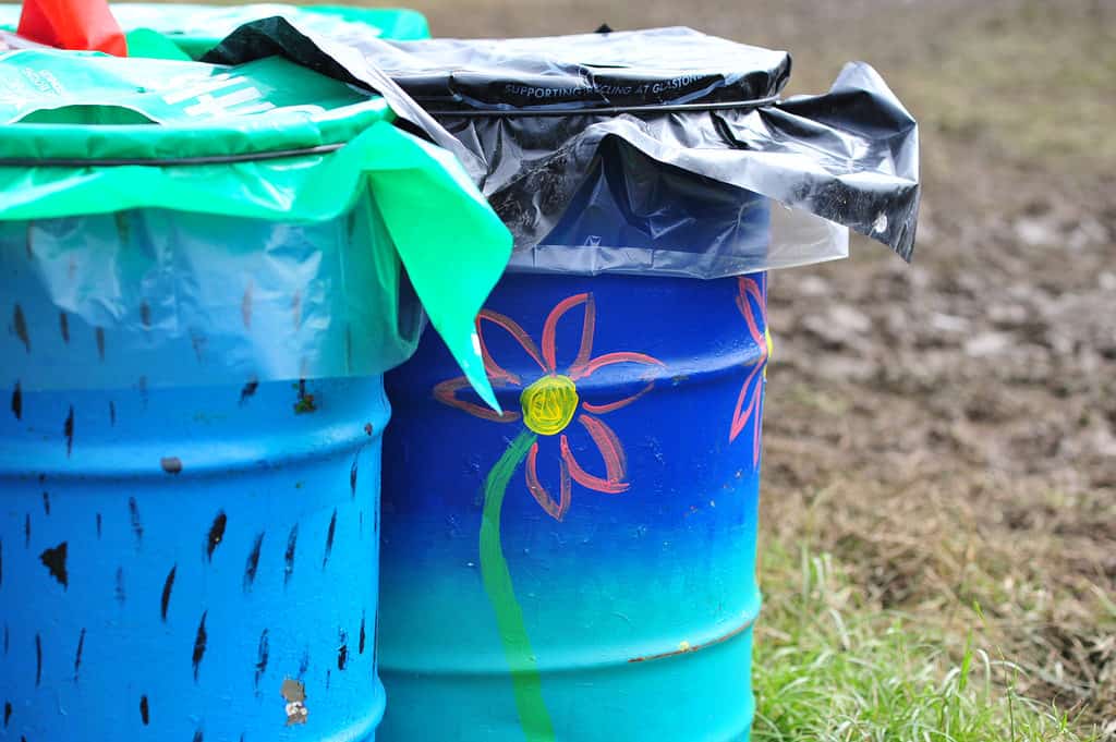 Plastic Recycling World News: Bins at Glastonbury