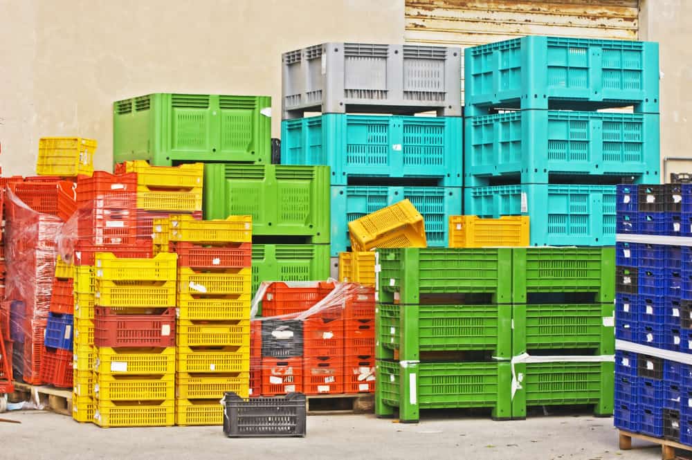 Plastic pallets in pile